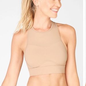 NWOT Fabletics Blare Cross Back Medium Impact Sports Bra. Size M